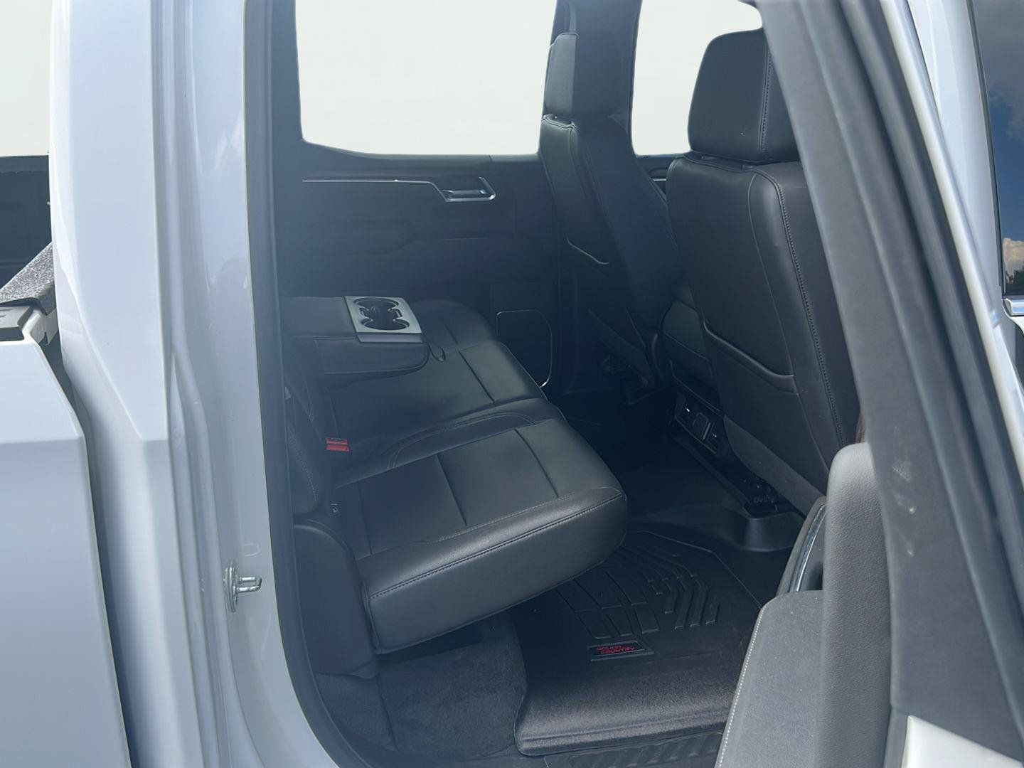 Certified 2025 GMC Sierra 1500 SLT AWD/4WD image 15