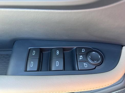 New 2026 Buick Enclave Preferred w/ Power Package AWD/4WD image 17