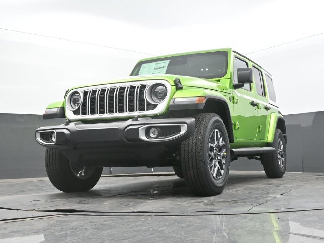 New 2026 Jeep Wrangler Unlimited Sahara w/ Whitecap Package AWD/4WD image 54