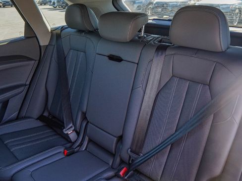 New 2025 Audi Q5 Premium Plus image 24