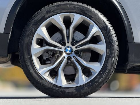 Used 2018 BMW X5 xDrive50i w/ Executive Package image 17