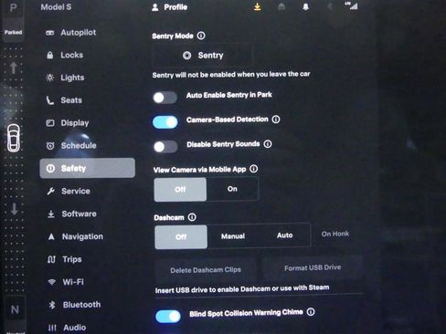 Used 2022 Tesla Model S image 14