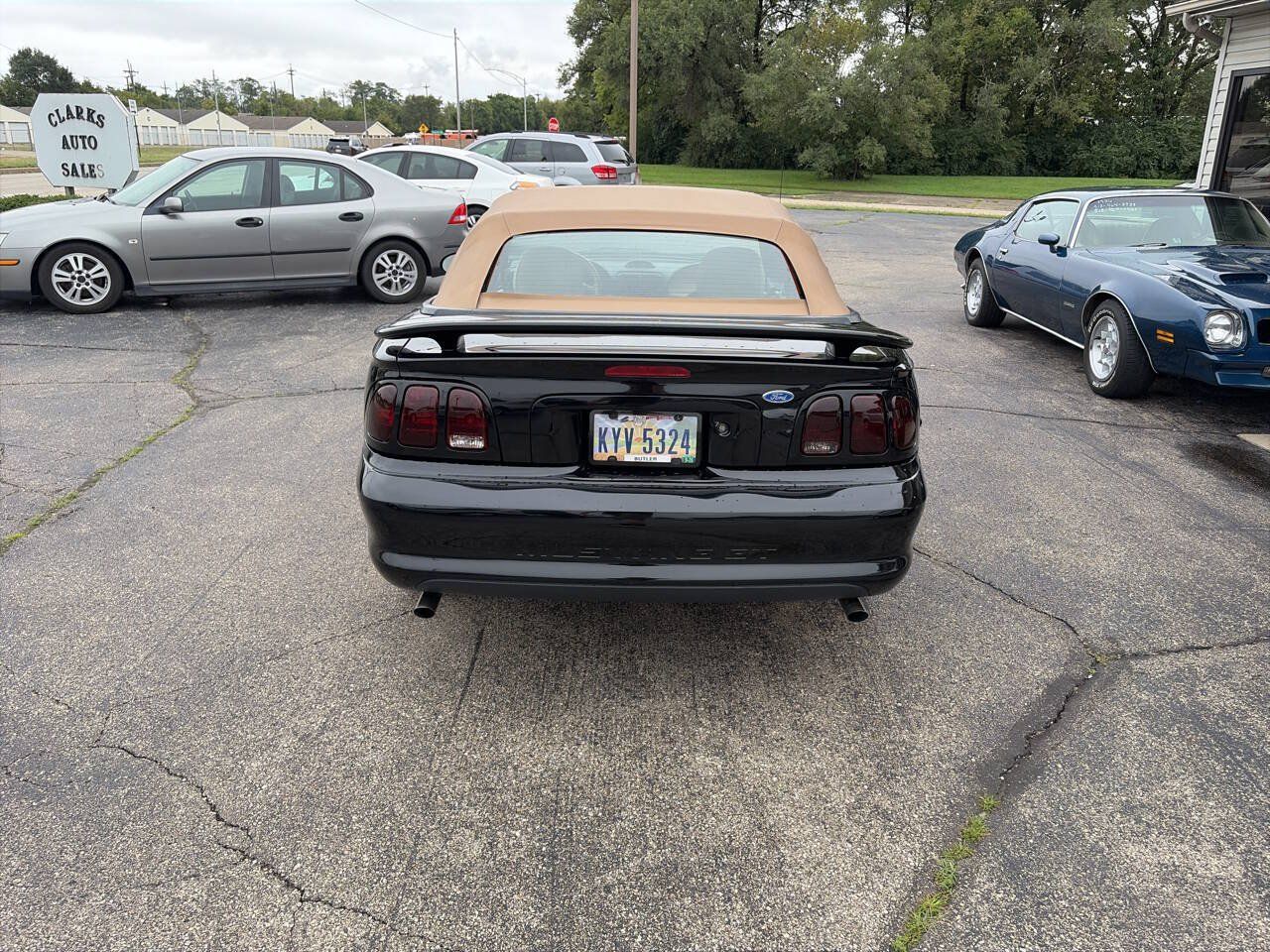 Used 1995 Ford Mustang GT RWD image 7