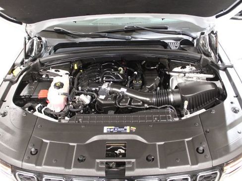 Used 2023 Jeep Grand Cherokee L Limited image 39