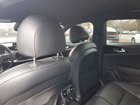 Used 2022 Kia Stinger GT-Line image 11