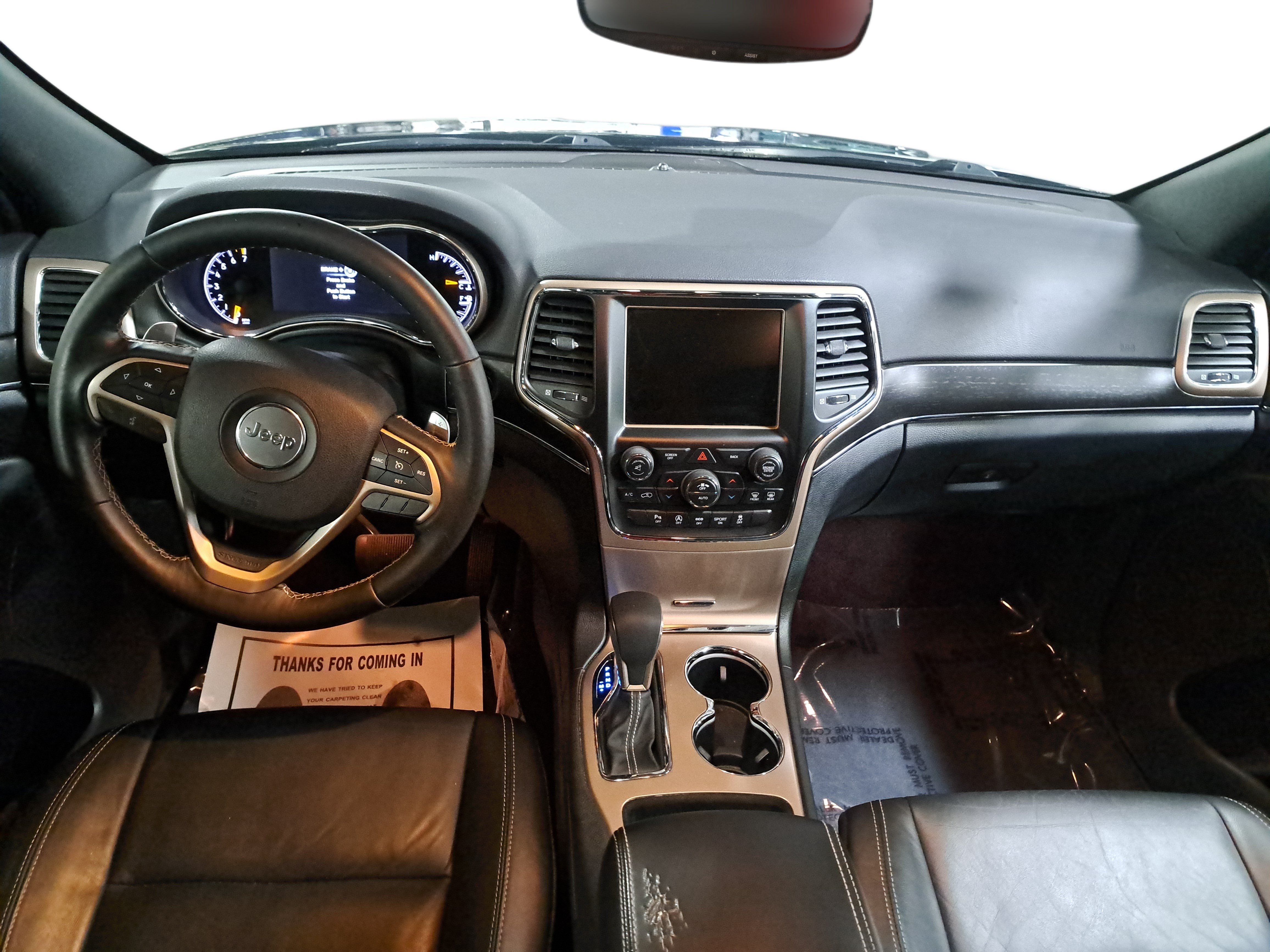 Used 2017 Jeep Grand Cherokee Limited RWD image 9