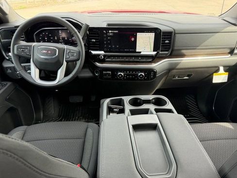New 2026 GMC Sierra 1500 SLE w/ Preferred Package image 8