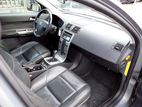 Used 2005 Volvo S40 T5 image 6