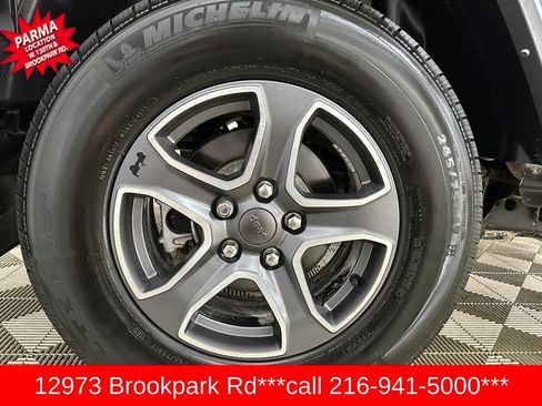 Used 2023 Jeep Wrangler Unlimited Sport AWD/4WD image 27