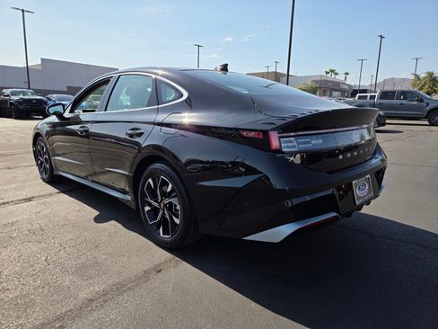 Used 2025 Hyundai Sonata SEL FWD image 4