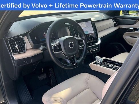 Certified 2025 Volvo XC90 B6 Plus image 17
