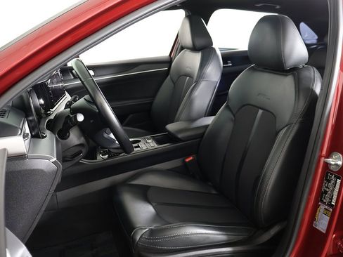 Used 2023 Kia K5 GT-Line image 29