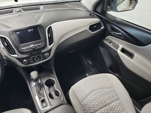 Used 2023 Chevrolet Equinox LS w/ LS Convenience Package image 16