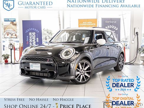 Used 2023 MINI Cooper S FWD image 1