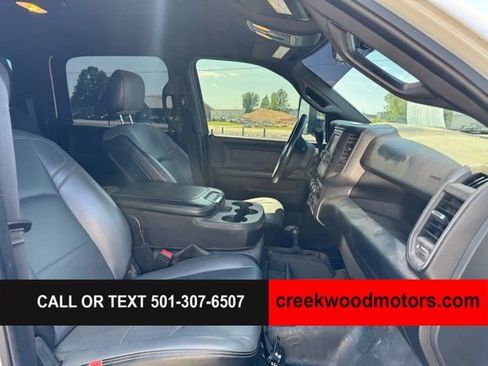 Used 2022 RAM 3500 Tradesman w/ Chrome Appearance Group AWD/4WD image 11