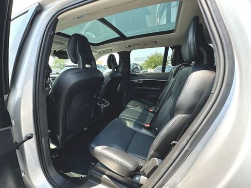 Used 2020 Volvo XC90 T5 Momentum AWD/4WD image 21