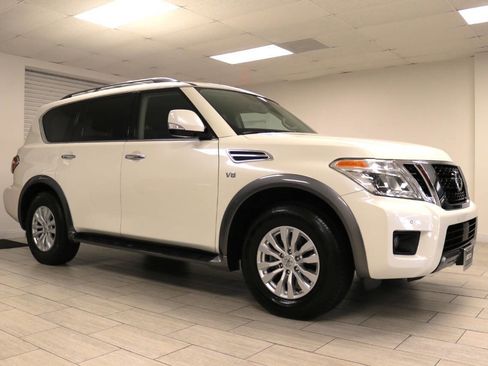 Used 2019 Nissan Armada SV w/ Driver Package AWD/4WD image 5