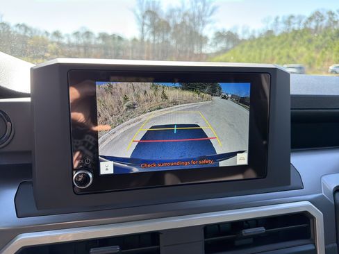 Used 2026 Toyota Tacoma SR5 image 27