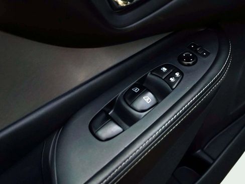 Used 2020 Nissan Murano SV AWD/4WD image 17