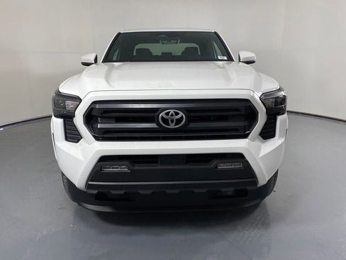 New 2026 Toyota Tacoma SR5 image 2