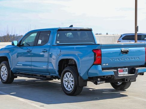 New 2026 Toyota Tacoma SR5 image 7