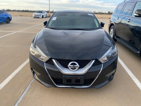 Used 2017 Nissan Maxima 3.5 SL image 2