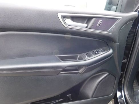 Used 2023 Ford Edge SEL image 14