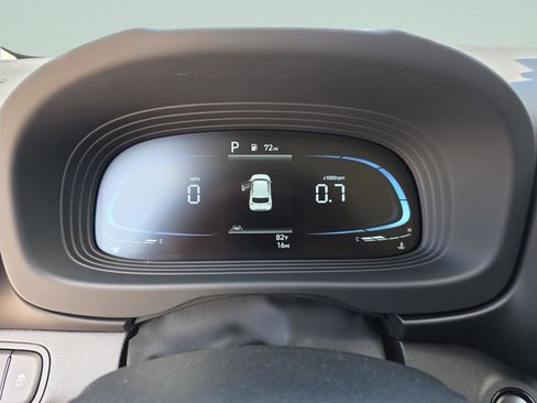 New 2026 Hyundai Venue SEL FWD image 34