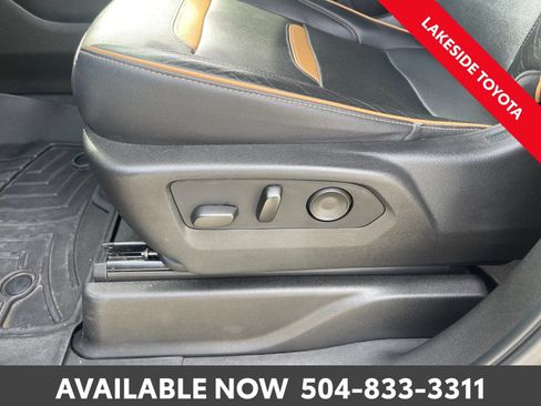 Used 2021 GMC Yukon AT4 w/ AT4 Premium Plus Package image 32