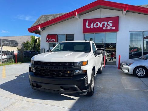 Used 2021 Chevrolet Silverado 1500 W/T w/ WT Convenience Package RWD image 3