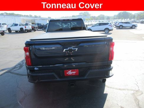 Certified 2023 Chevrolet Silverado 3500 High Country AWD/4WD image 8