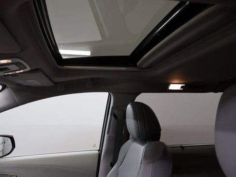 Used 2023 Toyota Sienna XLE image 13