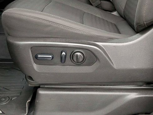 Used 2023 GMC Sierra 3500 SLE w/ SLE Convenience Package image 20