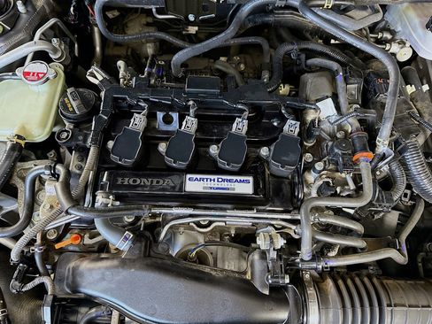 Used 2018 Honda Civic EX image 39