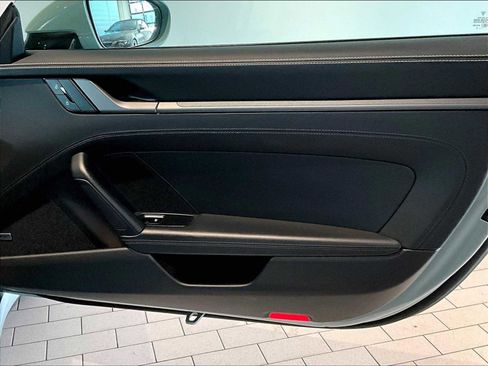 Used 2025 Porsche 911 Carrera image 27