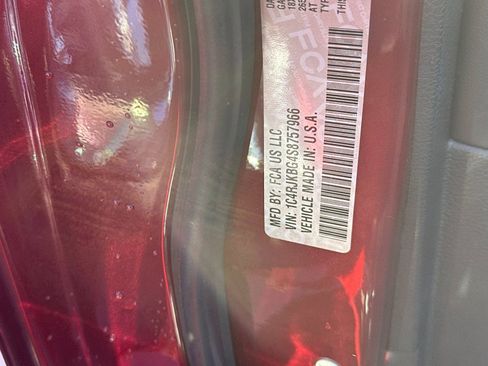 New 2025 Jeep Grand Cherokee L Limited image 26