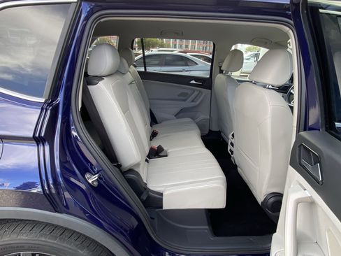 Used 2022 Volkswagen Tiguan SE FWD image 31