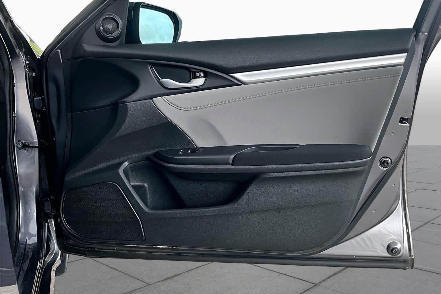 Used 2019 Honda Civic EX image 23