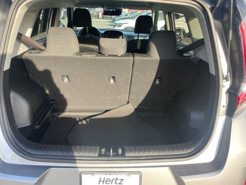Used 2025 Kia Soul LX w/ LX Technology Package image 31