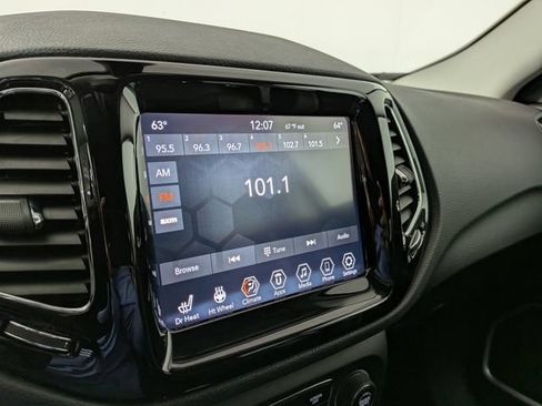 Used 2019 Jeep Compass Limited w/ Safety & Security Group AWD/4WD image 19