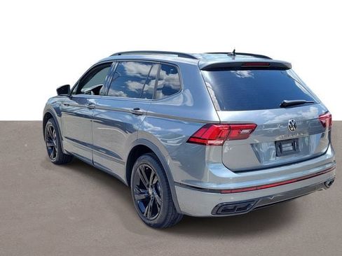 Certified 2023 Volkswagen Tiguan SE R-Line FWD image 3