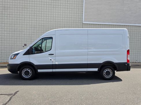 Used 2015 Ford Transit 350 148 Medium Roof RWD image 4