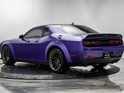 Used 2023 Dodge Challenger SRT Hellcat RWD image 12