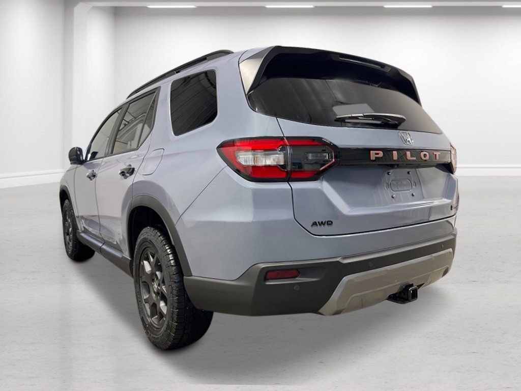 New 2026 Honda Pilot TrailSport image 3