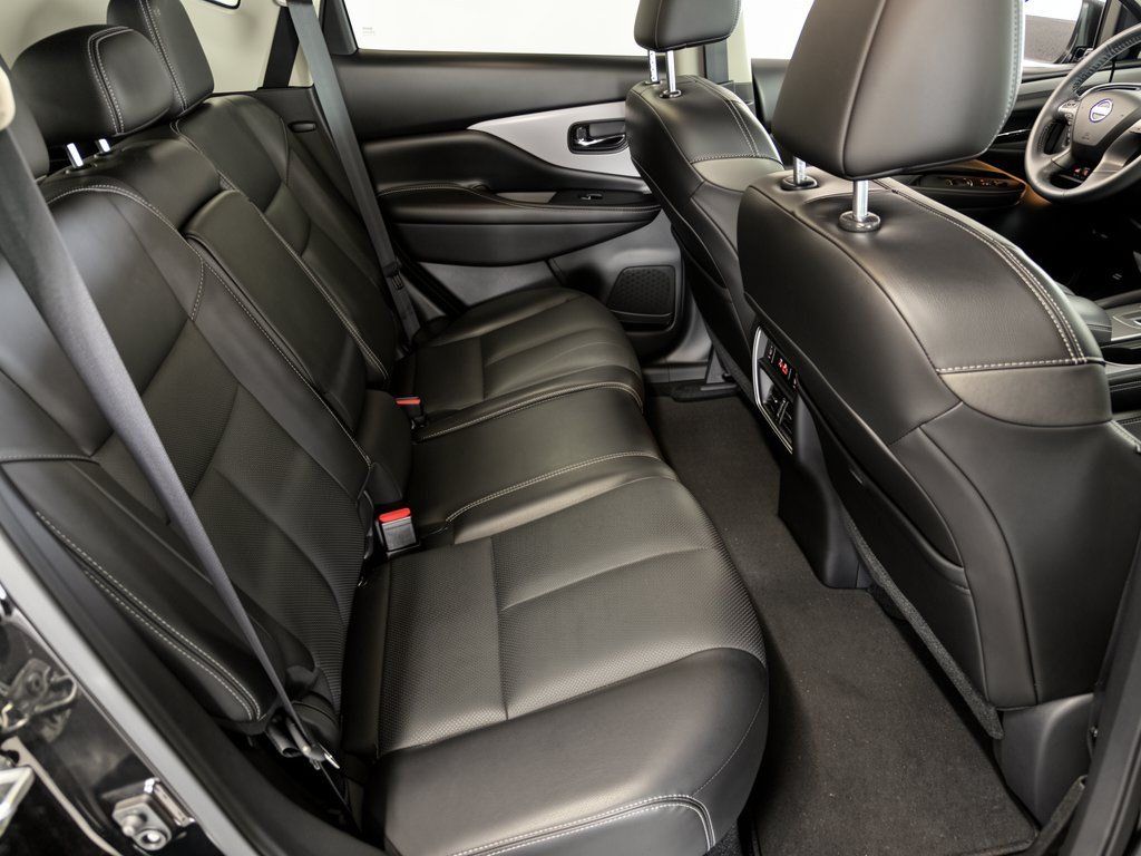 Used 2021 Nissan Murano SL w/ SL Moonroof Package FWD image 29