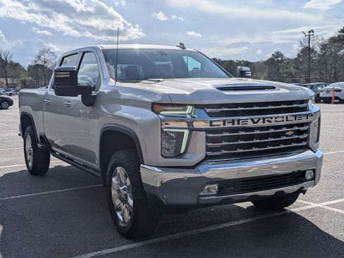 Used 2023 Chevrolet Silverado 2500 LTZ w/ LTZ Convenience Package image 11