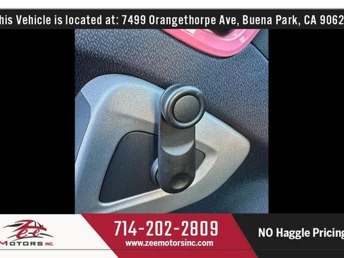 Used 2014 smart fortwo pure image 23