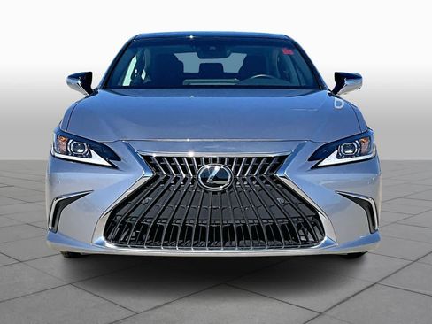 Certified 2025 Lexus ES 350 w/ Premium Package image 3