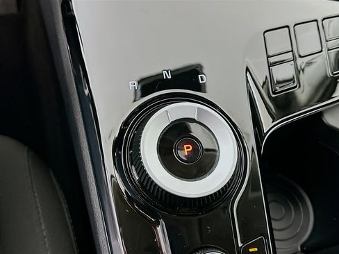 Used 2023 Kia Sportage LX image 23