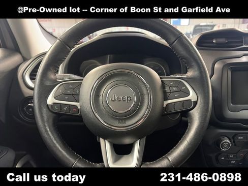 Used 2021 Jeep Renegade Latitude AWD/4WD image 20